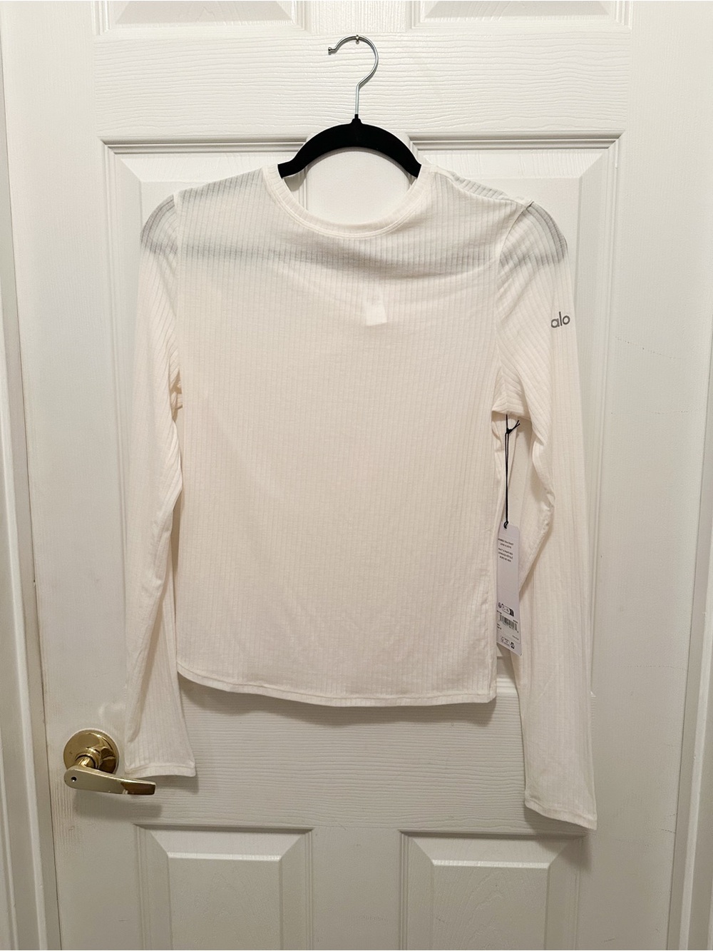 NWT-ALO Ribbed Sea Coast Long Sleeve in Ivory (Size: Medium) - Picture 3 of 7